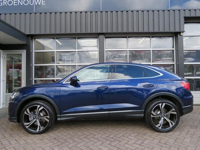 Audi Q3 SPORTBACK 45 TFSI E ADV EDIT. / 20 Inch / Led / Stuur + stoelver