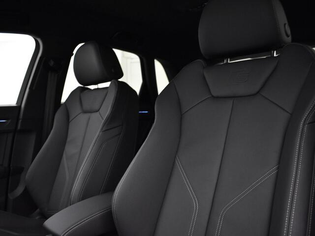 Audi Q3 S edition Competition 35 TFSI 150 PK · Glazen panoramadak · Trekhaak · Comfortsleutel · Lederen bekleding