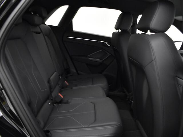 Audi Q3 S edition Competition 35 TFSI 150 PK · Glazen panoramadak · Trekhaak · Comfortsleutel · Lederen bekleding