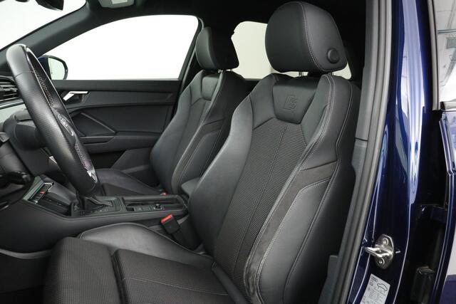Audi Q3 45 TFSIe S Line | Stoelverwarming | Adaptive cruise | 360 camera | Carplay | Trekhaak | Sportstoelen | Navigatie | Virtual Cockpit | Full LED | Getint glas