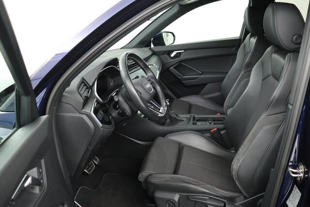 Audi Q3 45 TFSIe S Line | Stoelverwarming | Adaptive cruise | 360 camera | Carplay | Trekhaak | Sportstoelen | Navigatie | Virtual Cockpit | Full LED | Getint glas