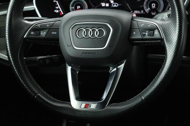 Audi Q3 45 TFSIe S Line | Stoelverwarming | Adaptive cruise | 360 camera | Carplay | Trekhaak | Sportstoelen | Navigatie | Virtual Cockpit | Full LED | Getint glas