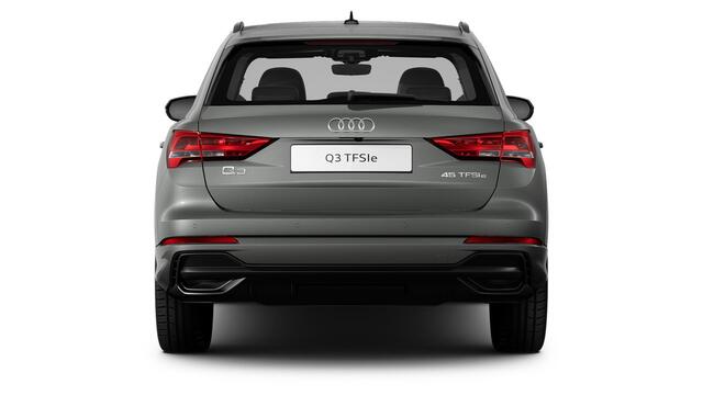 Audi Q3 45 TFSI e edition Panoramadak - verwarmbare voorstoel - Achterklep automatisch bedienbaar - virtual cockpit - Parkeerassistent - 360 graden camera's - Verkeersbordenherkenning - Grootlichtassistent -