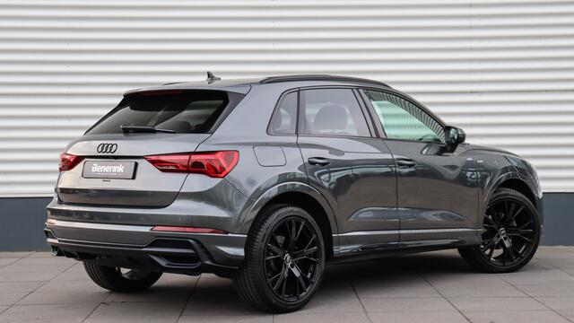 Audi Q3 35 TFSI S Line Pro Line S | Panoramadak | Achteruitrijcamera | Trekhaak | 20 Inch