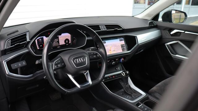 Audi Q3 35 TFSI S Line Pro Line S | Panoramadak | Achteruitrijcamera | Trekhaak | 20 Inch