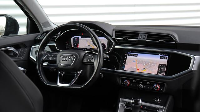 Audi Q3 35 TFSI S Line Pro Line S | Panoramadak | Achteruitrijcamera | Trekhaak | 20 Inch