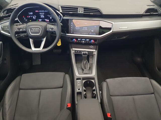 Audi Q3 Sportback 35 TFSI 150pk S-Line S-Tronic Wegklapbare trekhaak, Panoramadak, Camera