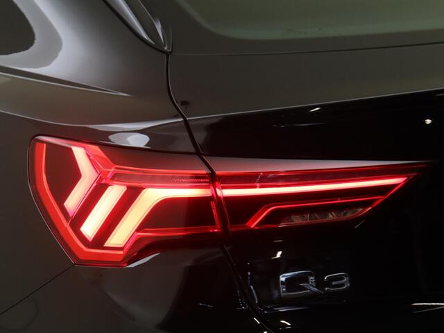 Audi Q3 Sportback 45 TFSI e Advanced Edition | Trekhaak | Stoelverwarming | CarPlay | Adaptieve cruise control | Climate control | Virtual cockpit |