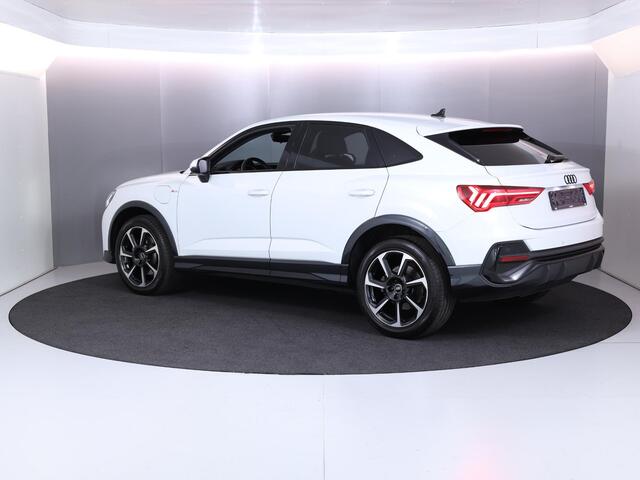 Audi Q3 Sportback 45 TFSI e S Edition 245 pk S-tronic | Navigatie | Parkeersensoren | SONOS soundsystem | LED koplampen | Stoelverwarming | S-Line |