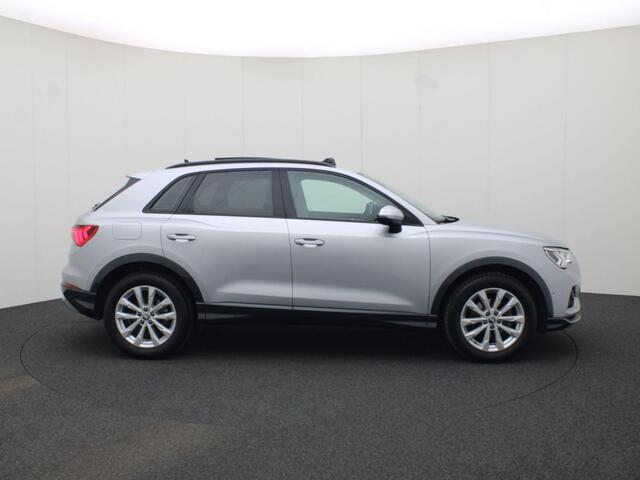 Audi Q3 Sportback 35 TFSI/150PK Business Edition · Panoramadak · Leder · Parkeersensoren + Rondom zichtcamera