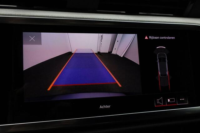 Audi Q3 Sportback 45 TFSI e 245 pk S-tronic S Edition / S-Line | Panoramadak | Matrix LED | Demperregeling | Leder/alcantara | Achteruitrijcamera | Alcantara delen