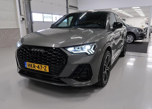 Audi Q3 Sportback 35 TFSI S Edition 2x S Line Automaat Chronosgrijs 1e Eigenaar Nieuwstaat 4x nieuwe banden Navigatie Camera Leer Blackpack Virtueel Sportstoelen Winterbanden