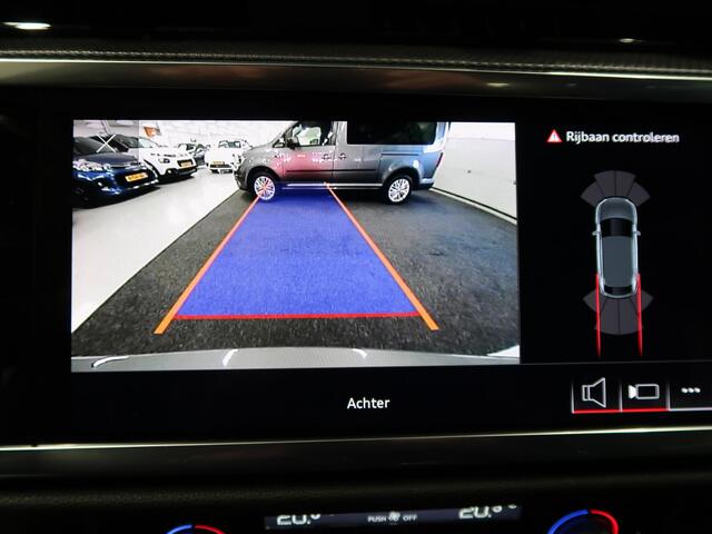 Audi Q3 Sportback 35 TFSI S Edition 2x S Line Automaat Chronosgrijs 1e Eigenaar Nieuwstaat 4x nieuwe banden Navigatie Camera Leer Blackpack Virtueel Sportstoelen Winterbanden