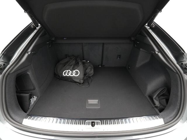 Audi Q3 Sportback 45 TFSI e S Edition 20" lichtmetaal Navi+ Smartphone interface Verw. voorstoelen
