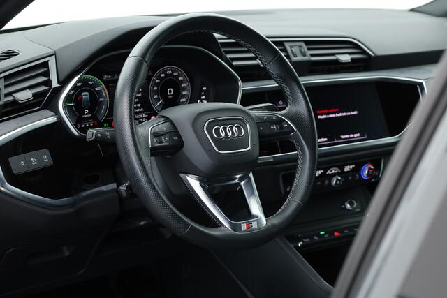 Audi Q3 Sportback 45 TFSI e S Edition | Navi | 360cam | Adapt. Cruise | 20'' | Stoelverw. | Dodehoekdet.