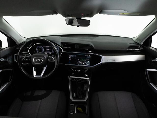 Audi Q3 Sportback 45 TFSI 245 PK e Edition | LED | Navigatie | Side Assist | Keyless | Adaptieve Cruise Control |