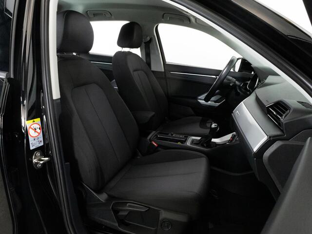 Audi Q3 Sportback 45 TFSI 245 PK e Edition | LED | Navigatie | Side Assist | Keyless | Adaptieve Cruise Control |