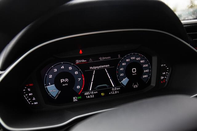Audi Q3 35 TFSI Advanced edition Black edition , Adap. cruise, Stuur/stoelverwarming, Trekhaak,