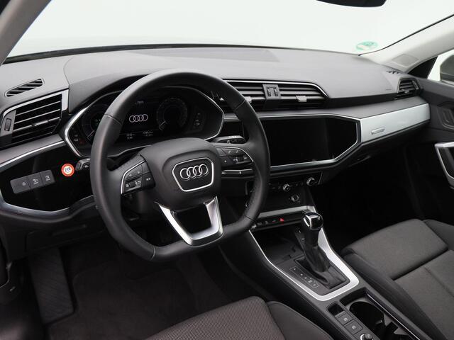 Audi Q3 45 TFSi e 245 Pk Automaat S-Line | Full LED | 19 Inch | Trekhaak | Adaptive Cruise | Parkeersensoren | Sportstoelen | 7.287 Km!!