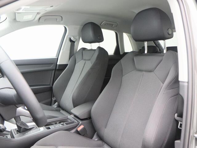 Audi Q3 45 TFSi e 245 Pk Automaat S-Line | Full LED | 19 Inch | Trekhaak | Adaptive Cruise | Parkeersensoren | Sportstoelen | 7.287 Km!!