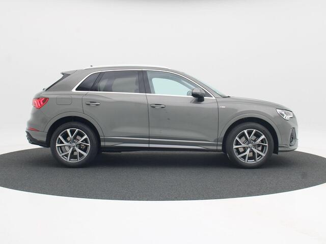 Audi Q3 45 TFSi e 245 Pk Automaat S-Line | Full LED | 19 Inch | Trekhaak | Adaptive Cruise | Parkeersensoren | Sportstoelen | 7.287 Km!!