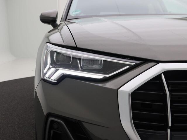 Audi Q3 45 TFSi e 245 Pk Automaat S-Line | Full LED | 19 Inch | Trekhaak | Adaptive Cruise | Parkeersensoren | Sportstoelen | 7.287 Km!!