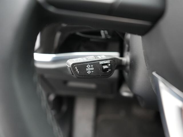 Audi Q3 Sportback 45 TFSI e Edition Plug in Hybrid Nano Grey Metallic 245pk PHEV | Navigatie | Adaptive Cruise | Trekhaak af Fabriek | Stoelverwarming | DAB | Climate Control | Virtual |