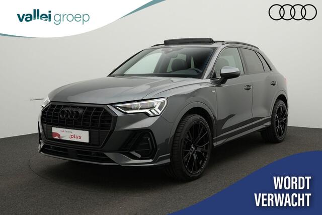 Audi Q3 35 TFSI 150 pk S-tronic Advanced edition / S-Line ext. | Panoramadak | Trekhaak | Achteruitrijcamera | Navigatie | Stoelverwarming | Sportonderstel