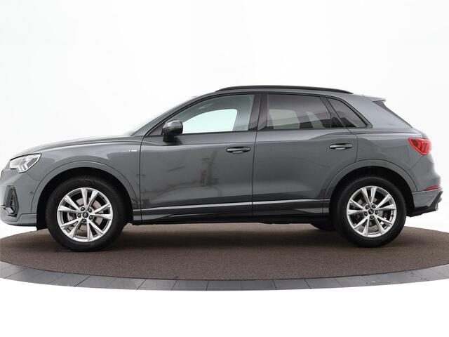 Audi Q3 35 TFSI S 150pk S-Tronic S Line · Camera · Navigatie · Adaptieve Cruise Control · 18'' Velgen · Zwart optiek · Apple Carplay/Android Auto · Garantie t/m 19-09-2027 of 100.000km
