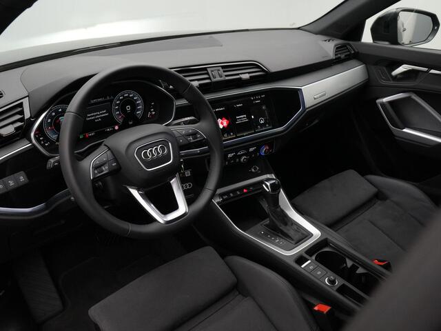Audi Q3 Sportback 35 TFSI 150 pk S-tronic Advanced edition / S-Line | Panoramadak | Trekhaak | Leder/alcantara | Sportonderstel | Achteruitrijcamera