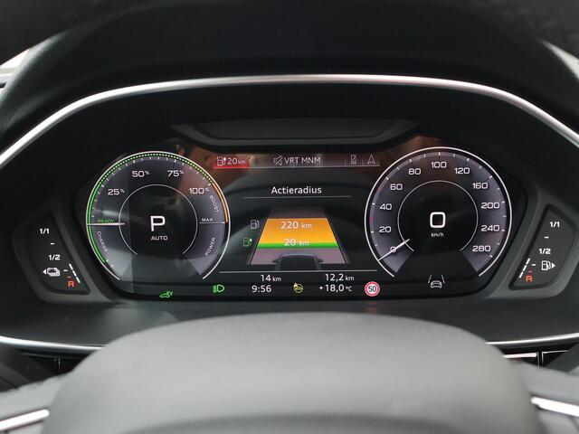 Audi Q3 Sportback 45 TFSI e S line | 245 PK | Trekhaak | Panoramadak | Lichtmetalen velgen 19"|