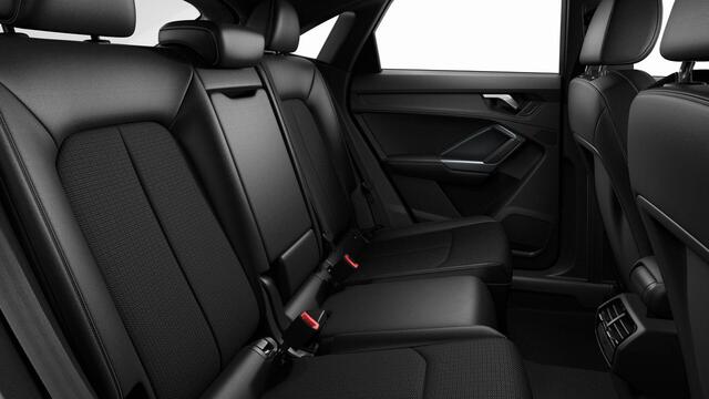 Audi Q3 Sportback 45 TFSI e S Edition | 245 PK | Automaat | Elek. achterklep | Navigatiesysteem | S Line |