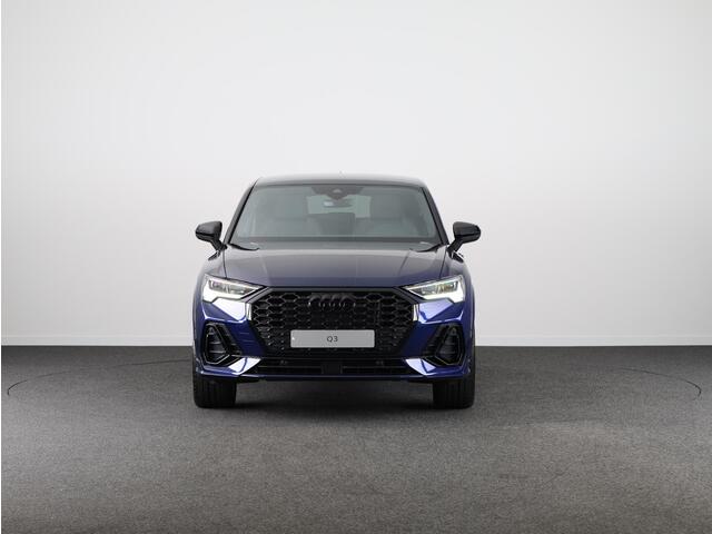 Audi Q3 Sportback 35 TFSI S Edition Competition leder interieur met rode stiksels, comfortsleutel, adaptive cruise control, verwarmbare voorstoelen, optiekpakket zwart plus