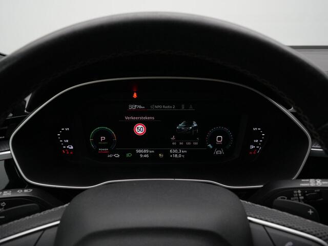 Audi Q3 45 TFSI e 245 pk S-Tronic S Edition | Pano | Trekhaak | Achteruitrijcamera |
