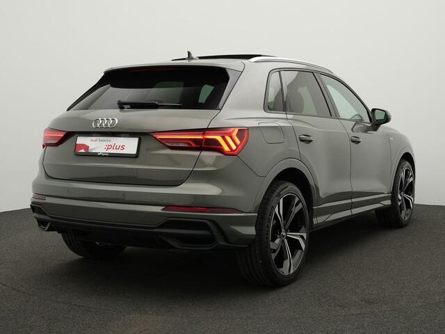 Audi Q3 45 TFSI e 245 pk S-Tronic S Edition | Pano | Trekhaak | Achteruitrijcamera |