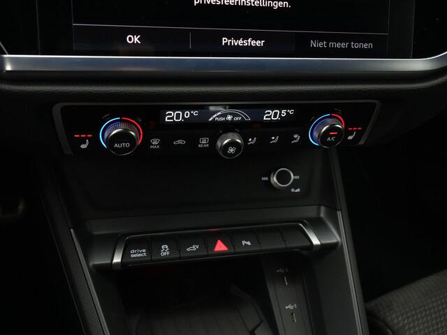 Audi Q3 45 TFSI e 245PK S edition / S-Line | Leder/alcantara | Achteruitrijcamera | Navigatie