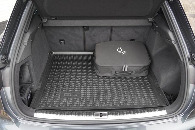 Audi Q3 45 TFSI e S edition LED Schuifdak Memory stoelen 360 camera