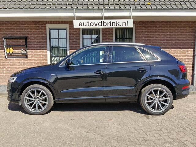 Audi Q3 2.0 TFSI q. Design, S-LINE / PANORAMADAK / NAVI