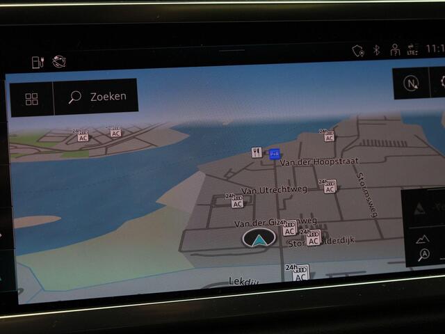 Audi Q3 45 TFSIe 180kW/245PK S Line · Drive select · Camera + Parkeersensoren · Stoelverwarming