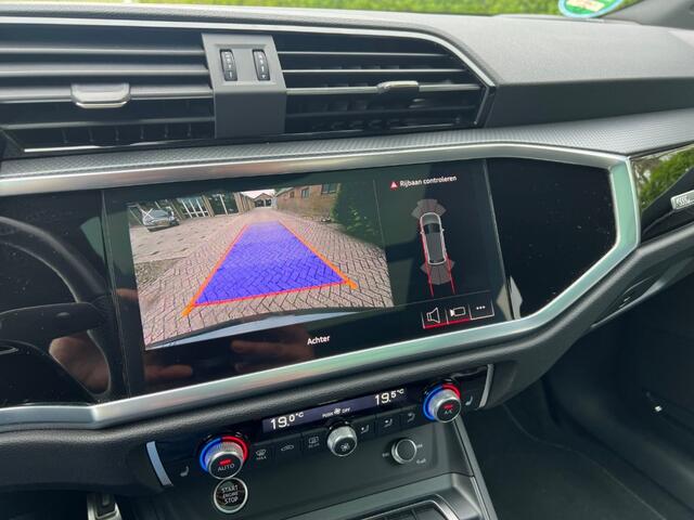 Audi Q3 S-Line int ext Panodak. Virituele cocjpit