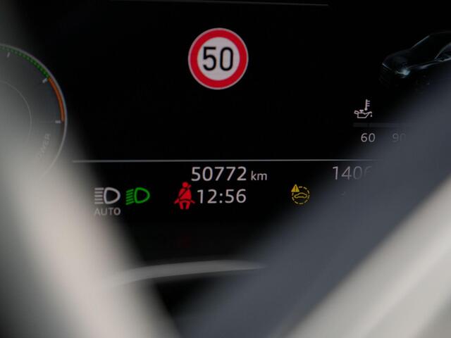 Audi Q3 45 TFSI e 245 pk S-tronic Advanced edition / S-Line | Panoramadak | Trekhaak | Matrix LED | Elektr. stoelen | SONOS | Rondomzicht camera