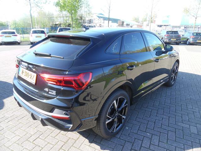 Audi Q3 Sportback 40 TFSI quattro S Edition Auto word nog wel mee gereden