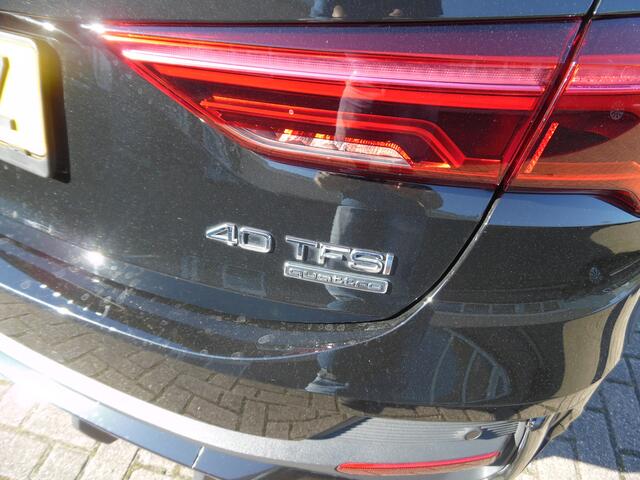 Audi Q3 Sportback 40 TFSI quattro S Edition Auto word nog wel mee gereden