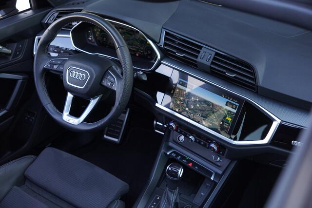 Audi Q3 45TFSIe/245pk S-Line|2023|Panoramadak|Trekhaak|21"LMV|Sonos|Matrix-LED|Keyless|Optik Schwarz|Cruise+ACC|Blindspot|El.stoelverstelling