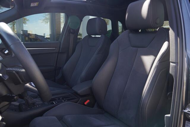 Audi Q3 45TFSIe/245pk S-Line|2023|Panoramadak|Trekhaak|21"LMV|Sonos|Matrix-LED|Keyless|Optik Schwarz|Cruise+ACC|Blindspot|El.stoelverstelling