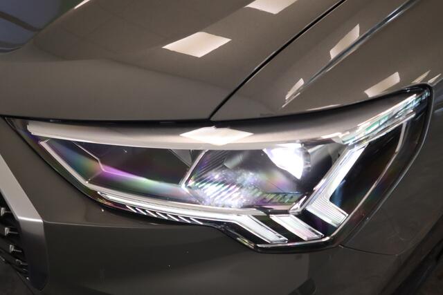 Audi Q3 Sportback 45 TFSI e S Edition Cruise/Climate Panoramadak PDC Navi Leder Sonos Sound