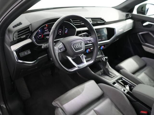 Audi Q3 35 TFSI S Line edition one | 20inch | Camera | Zwenkhaak | ACC | Carplay |
