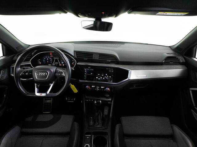 Audi Q3 Sportback S-line 45 TFSI e 245 pk Automaat | LED | Camera | Navigatie | Elektr. achterklep |