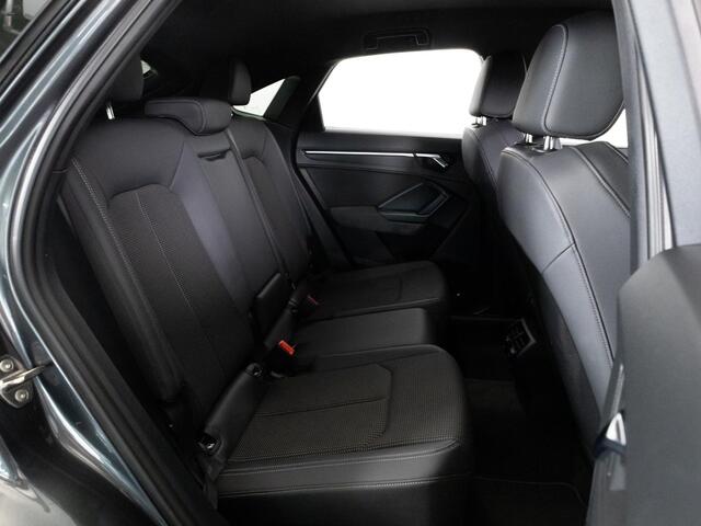 Audi Q3 Sportback S-line 45 TFSI e 245 pk Automaat | LED | Camera | Navigatie | Elektr. achterklep |