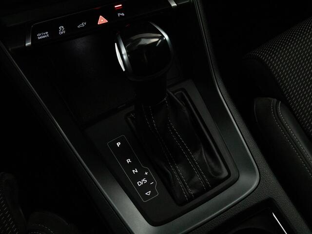 Audi Q3 Sportback S-line 45 TFSI e 245 pk Automaat | LED | Camera | Navigatie | Elektr. achterklep |